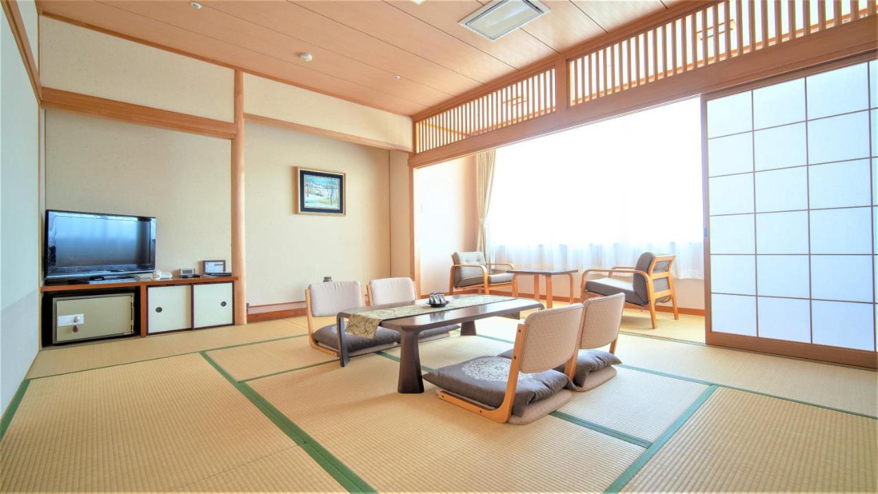 Hotel Chres à Kōchi Extérieur photo
