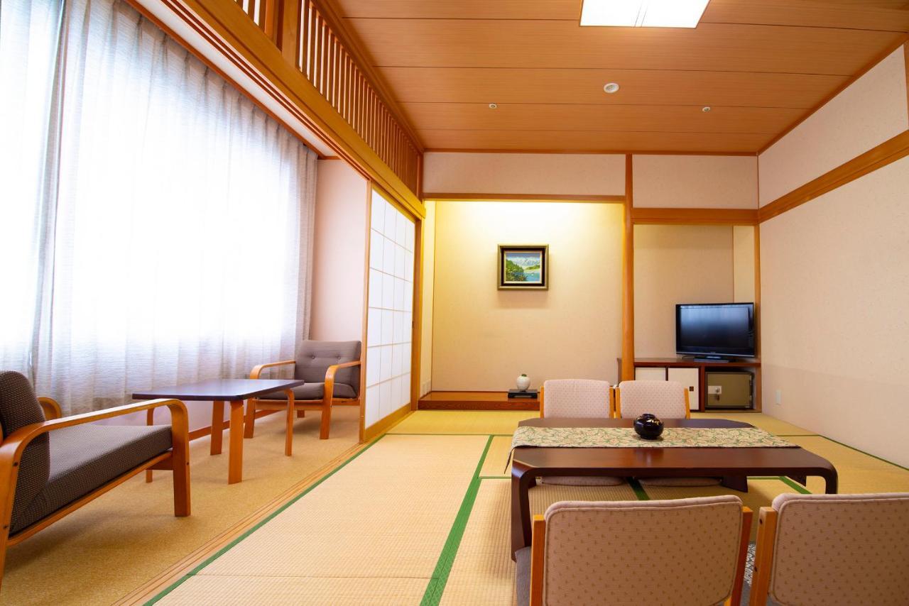 Hotel Chres à Kōchi Extérieur photo