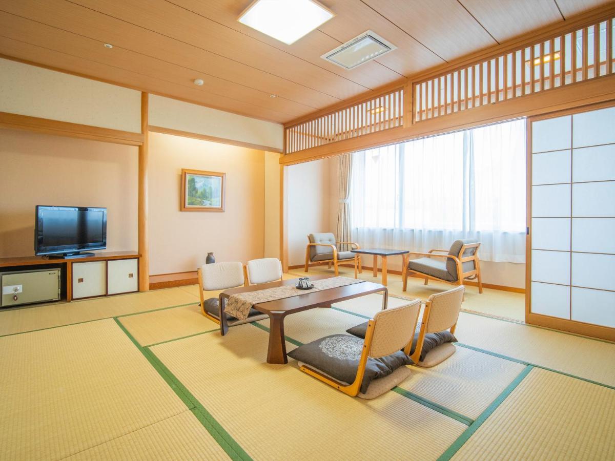 Hotel Chres à Kōchi Extérieur photo